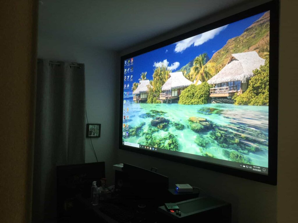 Does The Projector Screen Affect Quality?