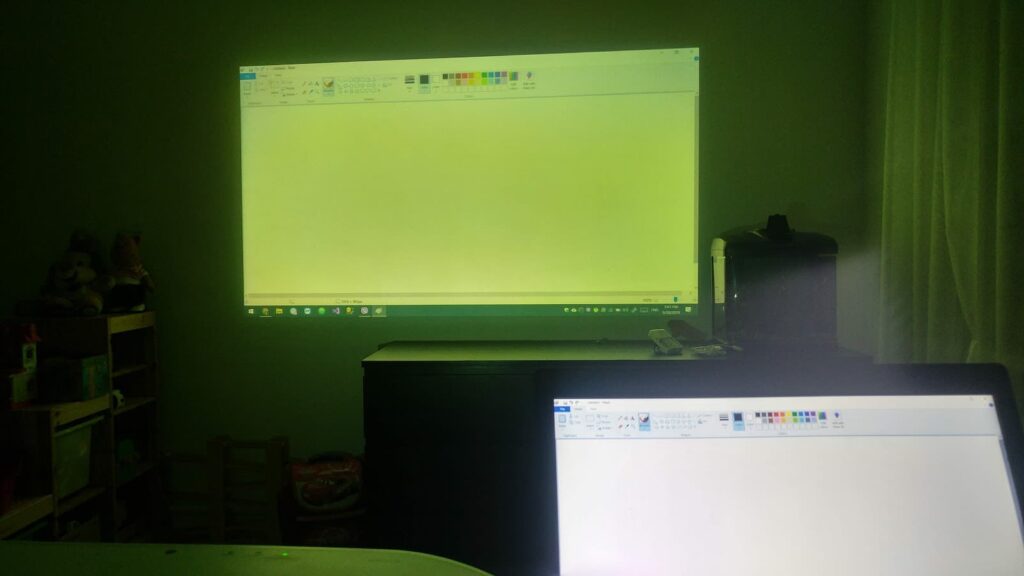 What Is The Green Tint On A Computer Projector?